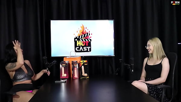 VEJA A ENTREVISTA SAFADA E CHEIA DE PUTARIA COM A VIVAN LOLA E NOSSA SAUDOSA VIT&Oacute;RIA BEATRIZ NO PORN CAST BRAZIL - PARTE 2 (WATCH ON: SHEER/RED) 