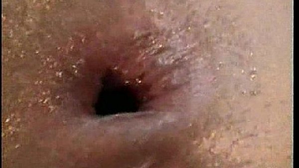 MILF fisting her pussy and ass