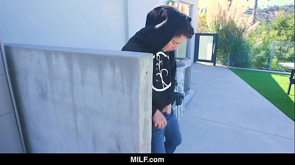 MILF - Young Dude Fucks His MILF Neighbor