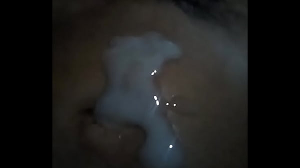 Olha o resultado de uma punheta com tes&atilde;o