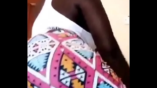 my step Sister twerks for me