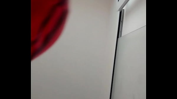 M&atilde;e do vitor saindo da nata&ccedil;&atilde;o, gostosa.