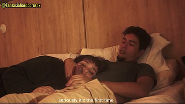 Mi hermanastra notas mis perversas intenciones de follarle la garganta y ella se deja (casi nos descubren)