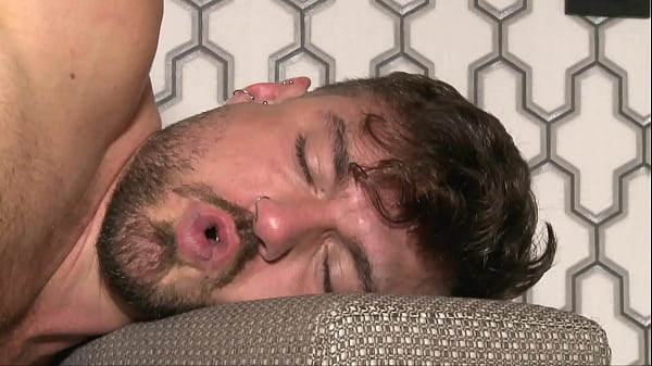 TRATO HECHO. LUCIO SAINTS AND AIDEN TYLER ARE THE PROTAGONIST OF THIS FILM  