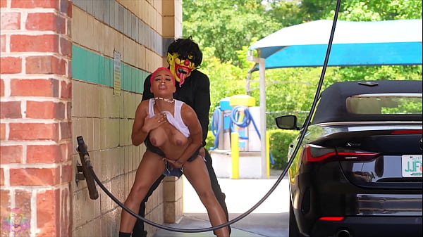 Gibby The Clown Fucks Banks At  A Local Car Wash In Broad Daylight