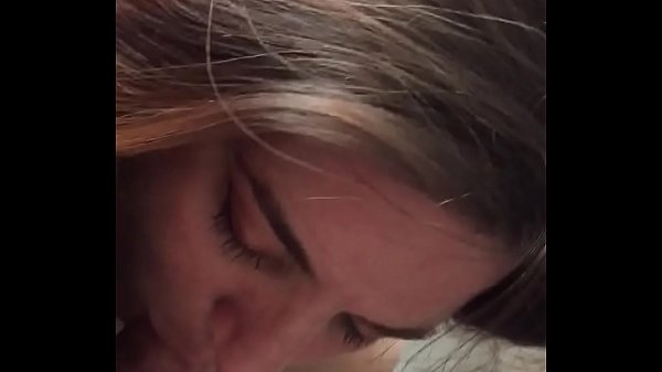 31A2B6E6-F710-42C8-8FAB-0023C453B1BE.MOV 