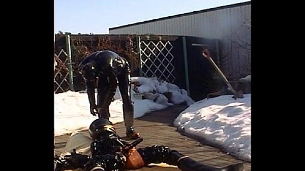 Roxina2003GearFetishFucker190303XXXL.MPG