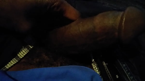 Migue in solo dick handling