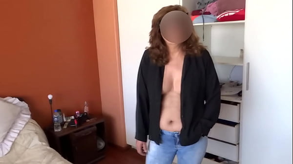 My very excited sister-in-law enjoys my cock while I lick her pussy, she takes my milk, great cumshot