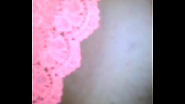 Esposa na casa de swing com um neg&atilde;o