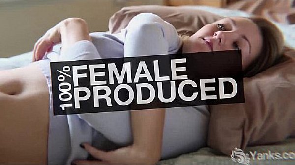 Horny BBW Sarah Masturbating