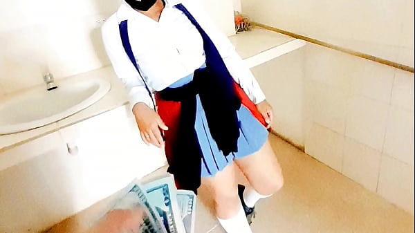 Sexo por dinero - Estudiante de 18 A&ntilde;os folla Con Su Maestro de  