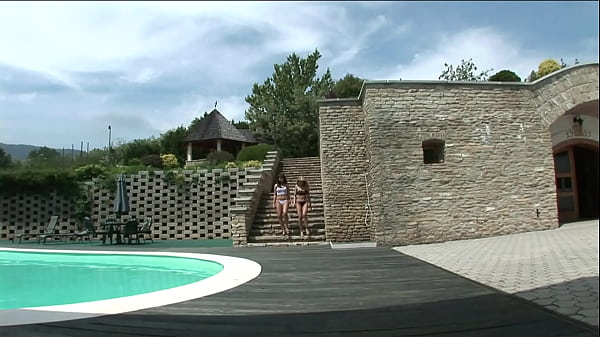 Maria Bellucci Is A Horny Mommy With A Slutty Friend Named Alexa Weix