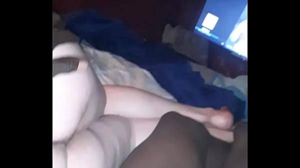 Good pussy side strokin