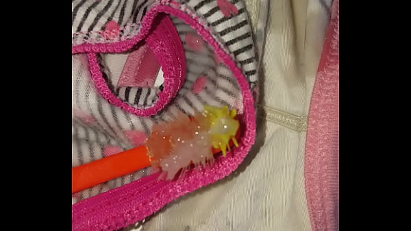 Kinky toothbrush treatment 4