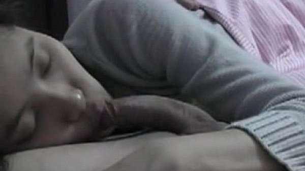 Asian girlfriend blowjob axs