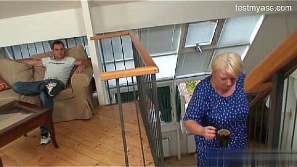 Glamour girl rough anal