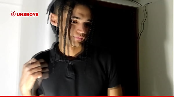 Garoto magrinho gostoso