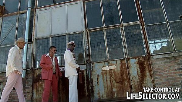 A funny trip to the sexual freedom and funky dsco parties of the 1970s...!