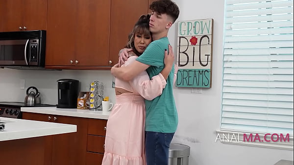 Step Mom Wanted To Do Butt Stuff With Me.. THIS IS HAPPENING!