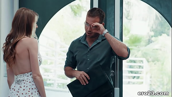 Hot babe fucks instead of piano lesson