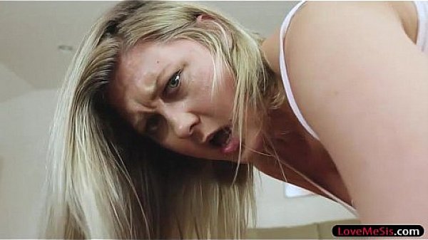 Round ass blondie teen stepsis Addison Lee banged real deep