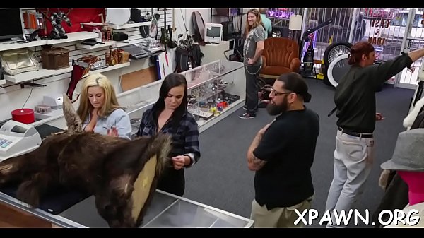 Sex in shop with skank