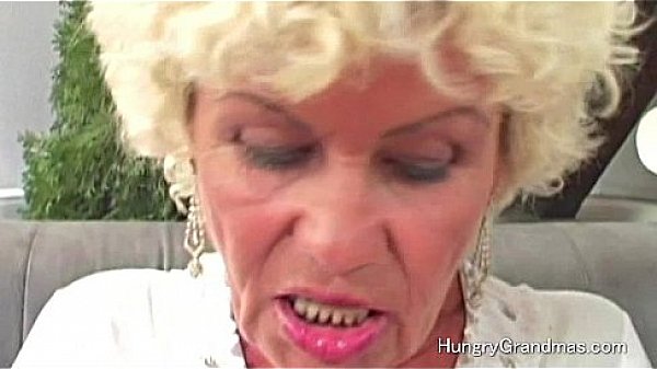 Pussy toy for horny granny