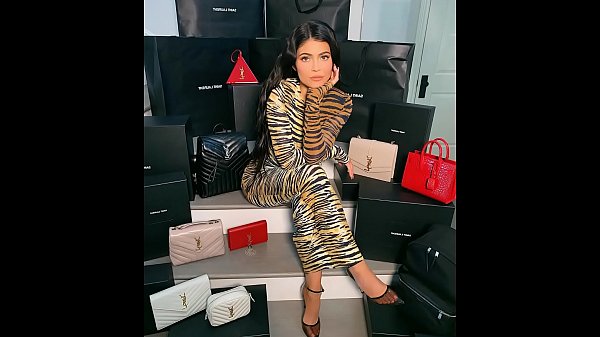 Kylie Jenner Sexy Beautiful Feet and toes collection (Videos) Celebrity 