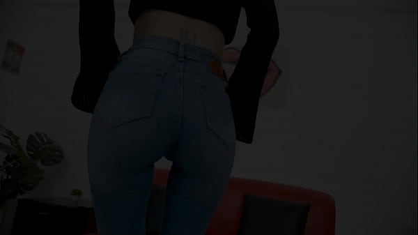 Huge Cameltoe on Very Skinny Babe Wearing Super Tight Jeans! And a Amazing Round Butt!  