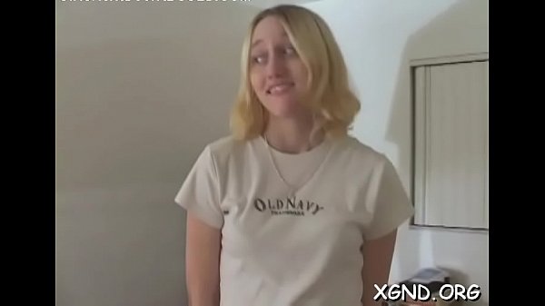 Ramming slutty girl's muff