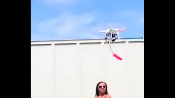 Drone in Pussy