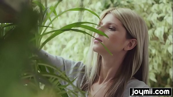 Gina G wants big cock and all of the cum