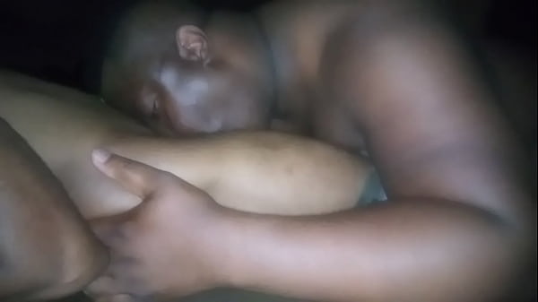 NY COLLECTING HEAD AT THE TRAIN STATION