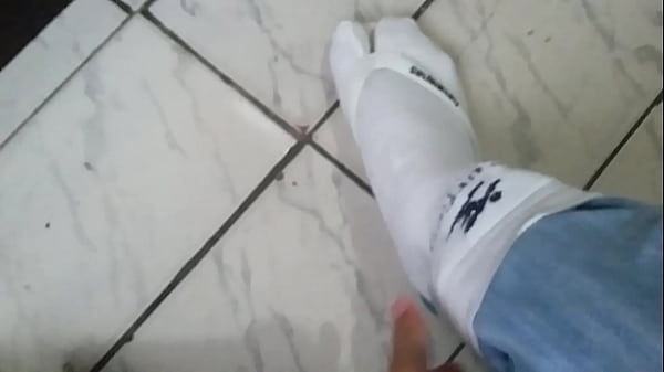 Gosta de sentir o prazer dos chinelos Havaianas? ent&atilde;o veja esse. 1 Parte