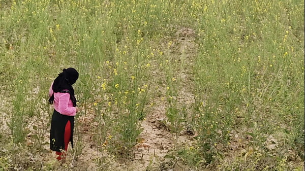 Indian Desi girl friend fuck outdoors 