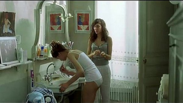 Laetitia Casta Sex Scene  Le Grand Appartement