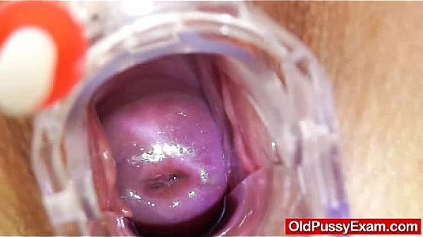 Milf enjoys the gyno test