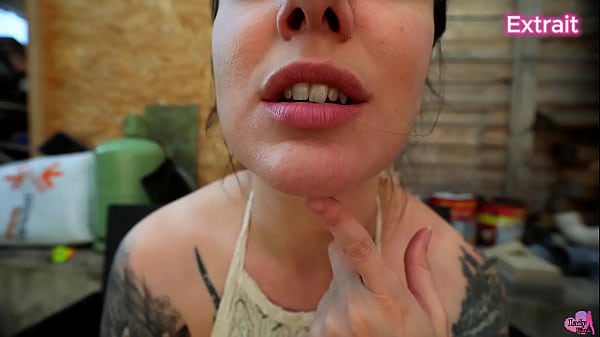 Petit extrait de ma derni&egrave;re vid&eacute;o pour mes gros losers f&eacute;tichiste !...  