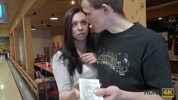 HUNT4K. Hunter pickups nice chick and fucks her in bowling bar