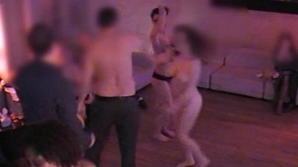 Spy cam french private party! Camera espion Part20 Transparence