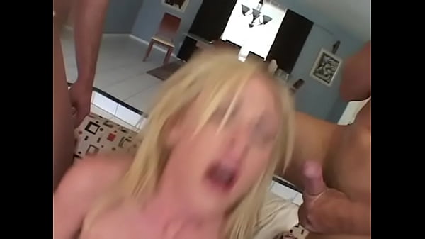 Blonde Hillary Scott likes sex with four dudes at once 