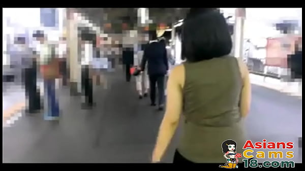 That asian cam is so whore, come and look it. enter asianscams18.com