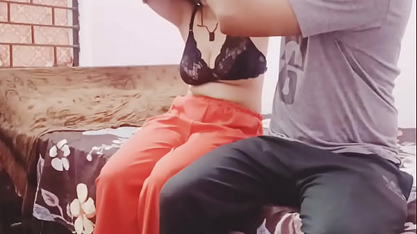 सलमा भाभी ने अपने देवर से चूत मरवाई हिंदी आवाज में  