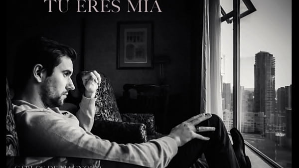 Una historia er&oacute;tica y obscura narrada en espa&ntilde;ol