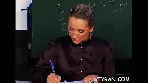 Sexy babe dominates her slave