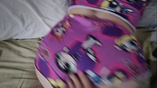 meu corno descobriu as fotos do sexo que tive com o vizinho, tive que confessar tudinho.