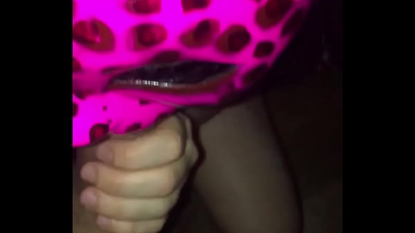 Mamada sorpresa a pollon bien grande  