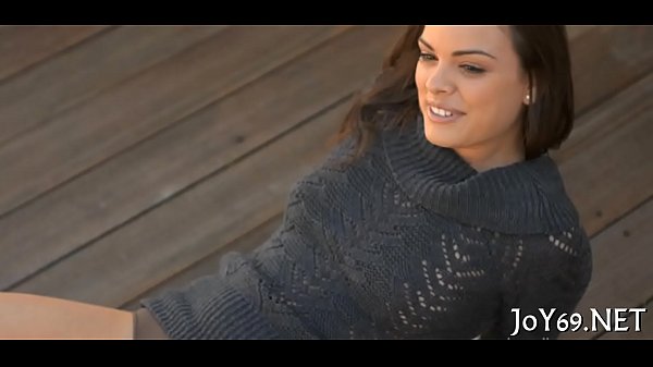 Moist teeb arranges a solo play