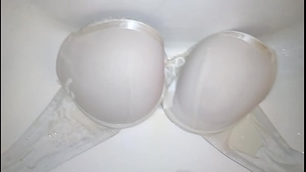 pee cum satin bra amateur  